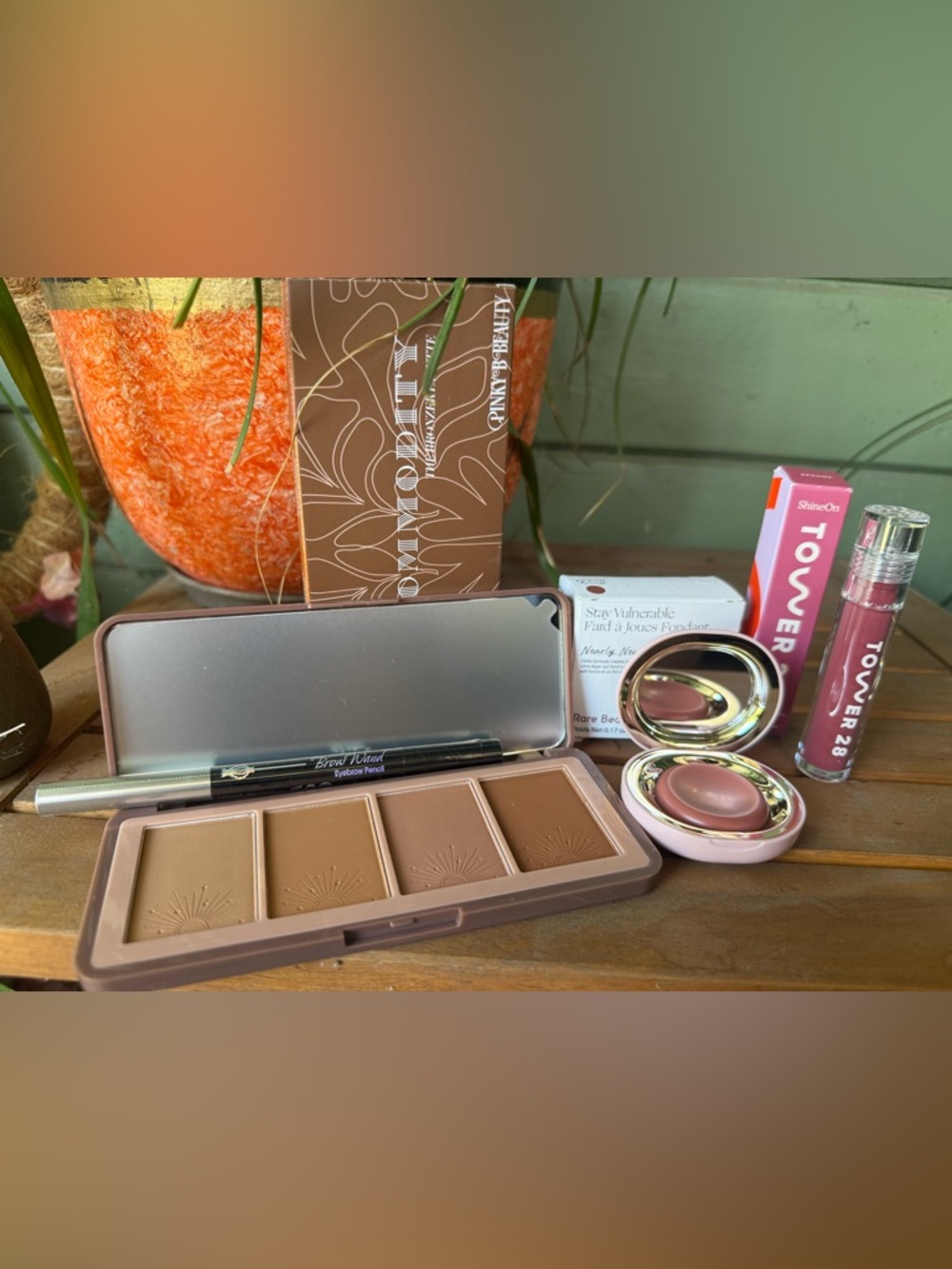 Face Bundle; Brow, Bronzer Powder, Lippy and Blush
